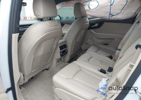 2018 Audi Q7 3.0T Premium from USA, damaged, VIN WA1VAAF77JD036785